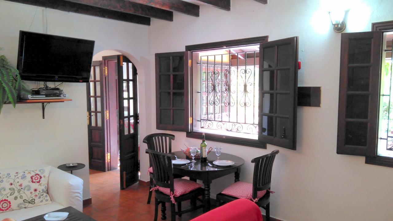 Casa Dos Barrancos Guest House ซานตาครูซ เด เตเนริเฟ ภายนอก รูปภาพ